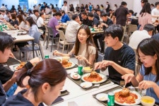 아워홈라한호텔경주점 | 한화호텔앤리조트가 품은 아워홈 창사 이래 최대 신규 수주, "체험형 공간 탈바꿈 주효"