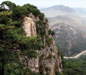 영변약산(주)-대덕테크노마트 | 붉은 단풍이 절경인 평북 영변의 '약산동대'