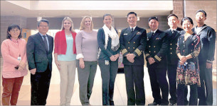 차비대령아카데미 | 한국해군, 한국도서 기증