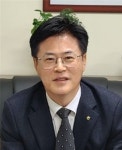 우상길 농협반여공판장 사장, 부산광역시장 표창장 수여