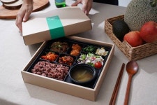 반찬업계 스타벅스 '프레시고메이', 도시락 사업 본격 진출… 종합식품기업 도약