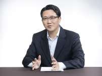 J&J Tech(젊은간판) | J&J 메드테크 북아시아 총괄사장이 본 국내 규제..."혁신제품 빠른 시장 진입 가능해야"
