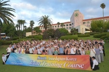 (재)한국에스지아이제주연수원 | 온 SGI, 창립 50주년 행사 | ‘남아시아·일본·한국 합동 기념대회’ (서울) 및 ‘평화를 향한 세계시민으로서의 도전과 실천' 교류 행사(제주) 열어