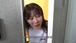 사랑이네옷방 | 이미주, 데뷔 후 첫 집 공개... "짱구 사랑+상여자 옷방"