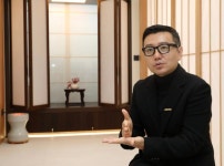 홈리빙땡마트 | 건물 없이 실버타운을 확장한다…홈플릭스의 Living OS 전략