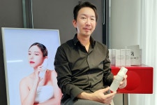 클리니어위드광일 | 우먼스톡 창립자 김강일, 3년만에 화장품 사업 재개