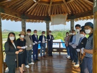 조류생태공원에 감암포 나루와 감바위의 정취 기려