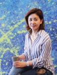 '우주적 영감'을 화폭에 풀어내는 이은 작가