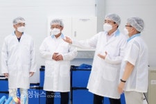 주식회사 테크젠 서산2공장 | 맹정호 서산시장, 기업 방문해 "지역경제 위기 극복 힘 모으자"