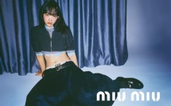 지영패션자판기 | 미우미우 모델된 '오겜' 지영이의 센스있는 사복패션