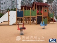 KCC, 바닥포장 자재 전용 바인더 'KCC코르크바인더' '숲으로 투수바인더' 출시