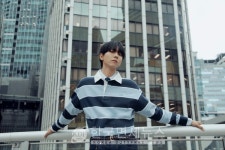 주우재, 올해 트렌트 컬러인 초코 남친룩 휠라와 함께