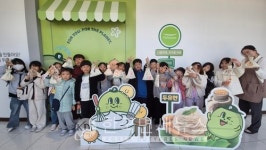 (주)풀무원푸드앤컬처풀무원음성두부공장 | 풀무원, 음성군 초등학생과 두부공장 견학… "지역 상생 교육의 장"