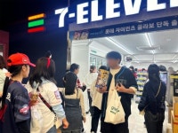 세븐일레븐(사직야구장2호점7번매장) | 세븐일레븐X롯데자이언츠 콜라보 시리즈, 사직야구장점 매진 행렬