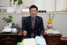 진주광역학센타 | 정용학 진주시의회 기획문화위원장 "청년이 머물고 싶은 진주 조성해야"