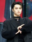 엔하이픈 제이 “K팝 그룹 중 가장 뛰어난 퍼포먼스 그룹 되고싶다”