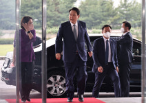 한국갤럽조사연구소주 | 한국갤럽 조사에서도 윤석열 대통령 지지율 하락세