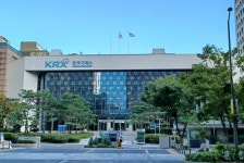 밸류업 프로그램 가동됐지만 연일 '혹평' 속 자산운용사들, ETF 출시 앞두고 '고심'