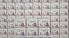 캠퍼스파트너스 (주) 이마트24한양여대행원파크점 | 이마트24, 파트너사 와이즈버즈와 취약계층에 신학기 학용품 세트 선물