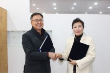 "영어마을-중국어마을 손잡고 강사 양성합니다"