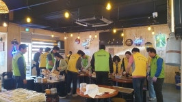 통닭왕운서역점 | 어버이날 사랑의 통닭 나눔 – 운서동 18개 경로당에 대접