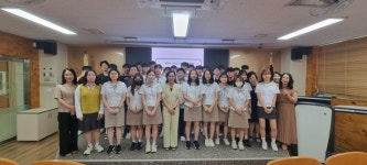 학생들과 '난민제도, 이해와 공존' 주제로 특강, 토론