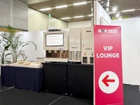 메일빈무인카페24H녹동점 | 휴니크, KHF 2025 VIP 라운지에 무인카페 커피머신 ‘메일빈’ 설치