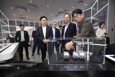(주)알앤이 국제인재개발원 | 유상임 장관 "ICT 수출기업에 R&D·인재양성 지원 확대"
