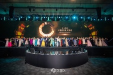 더 클라세움 포항센타 | 더 클라세움, 킨텍스서 1주년 기념행사 성료