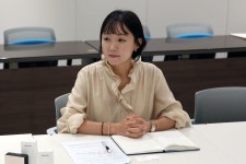 라비더엘라 company | 기미 케어로 두각… 휴메딕스 '엘라비에 코스메틱' 성장 가속