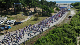 씨유강릉옥계점 | 전국 러너 2000여명 강릉 옥계해변 뜨거운 질주