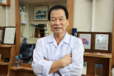 가회복지회관이용원 | 반세기 이발 외길…37년째 봉사 "도움드릴 수 있어 감사"