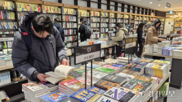 “주식 투자 안 하면 뒤처질까?”…연초 불장에 커지는 투자 열기