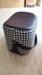H Design Pouf : 레진박사
