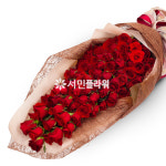 꽃누리 105호 장미80송이 꽃다발 전국꽃배달 당일 생일 기념일 이벤트 출산 프러포즈 고백 서민플라워 : 서민플라워
