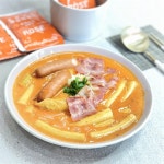 흰돌빨강떡볶이 | 빨강떡볶이 떡볶이 밀키트 매운 즉석 로제 밀떡 225g : 빨강떡볶이