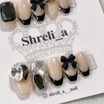 슈렐리아 네일(Shrelia nail) | 블랙스완 브이컷 풀스와 스와 수제 네일팁 슈렐리아네일 : Shrelia 수제네일팁
