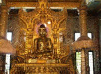 파고다관광여행사주 | 쉐다곤파고다 Shwedagon Pagoda 데이투어 (전통의상 + 따나카체험 포함) : 글로벌여행사