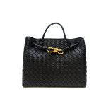 BOTTEGA VENETA 보테가베네타 안디아모 ANDIAMO 미듐 블랙 : 리쯔럭셔리