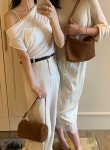 데일리 기본 천연 스웨이드 소가죽 숄더 호보 아이패드가방 (레드베이지브라운) : 클로채