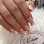 중간 길이 손톱 스퀘어 간단한 플래시 그라데이션 인스 스타일 손톱 프랑스 발레 네일 프레스 only fake nails : 넘치다센터