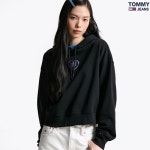 롯데김포점타미힐피거진 | 타미힐피거 TOMMY HILFIGER 타미진 여성 하트로고 백프린트 크롭 후드 티셔츠 658980