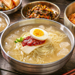 부산가야밀면전문점, 청주본가 경주점 | 시원하고 쫄깃한 부산 가야 밀면 10인분