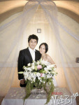 탤런트 전미선 씨와 영화 촬영감독 박상훈 씨 웨딩사진