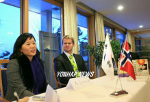 노르웨이 작가 쉰네 순 뢰에스