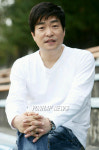 탤런트 손현주