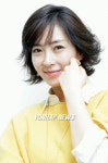 탤런트 송윤아