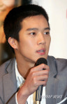 영화배우 하석진,