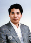 <사람들> 스페인어 시선집 출간하는 민용태 교수