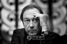 러시아 배우 올레그 얀코프스키 사망